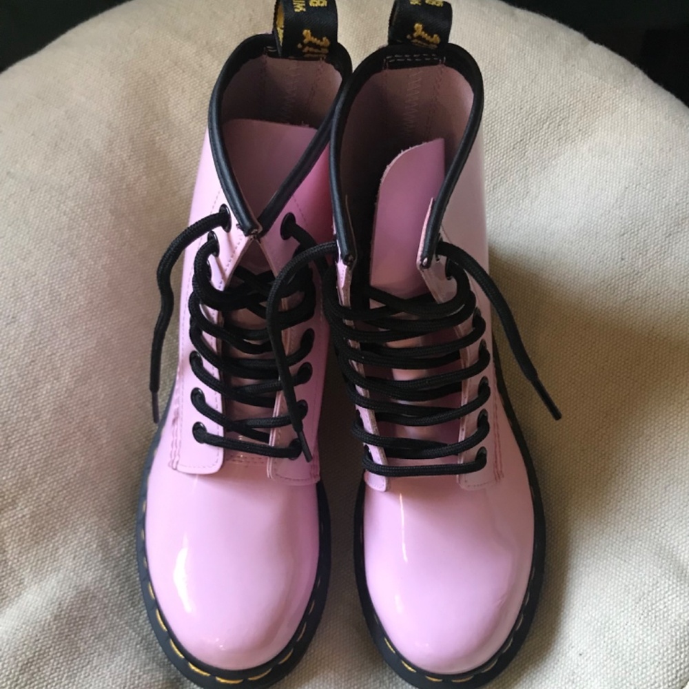NEW Dr. Doc Martens boots 6 light Pink Patent Leather Lamper Combat Women’s 1460 - Picture 2 of 11